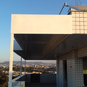 Telha Termoac&uacute;stica Sandu&iacute;che