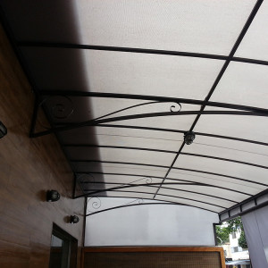Toldo em Lona